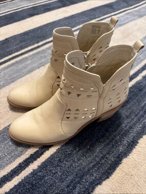 Women’s Cream Ankle Boots - Stylish Cutout Western Booties. Wood heal 2”